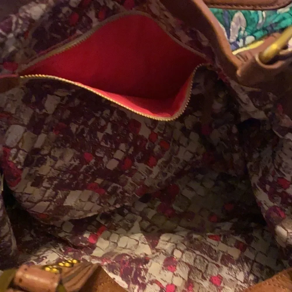 Brown leather bag    - Picture 3 of 14